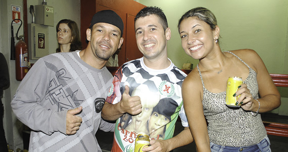 Escola de Samba X-9 Paulistana realiza ensaio com enredo em homenagem a diversidade de São Paulo