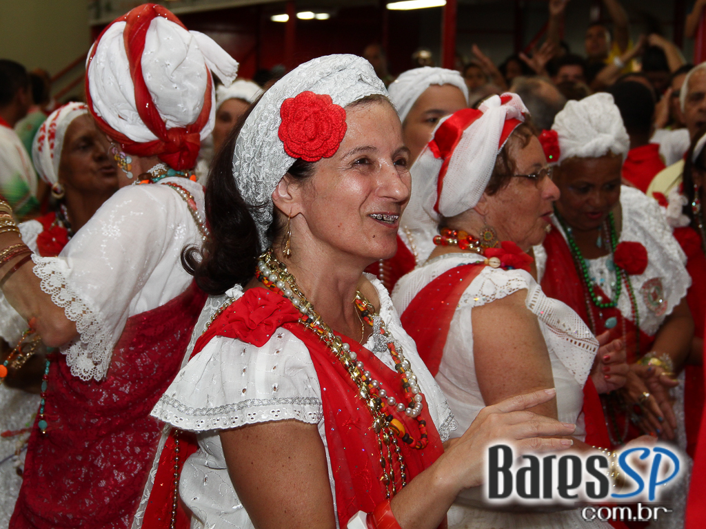 Escola de Samba X-9 Paulistana realizou ensaio com enredo em homenagem a São Paulo para Carnaval 2013 Escola de Samba X-9 Paulistana realizou ensaio com enredo em homenagem a São Paulo para Carnaval 2013