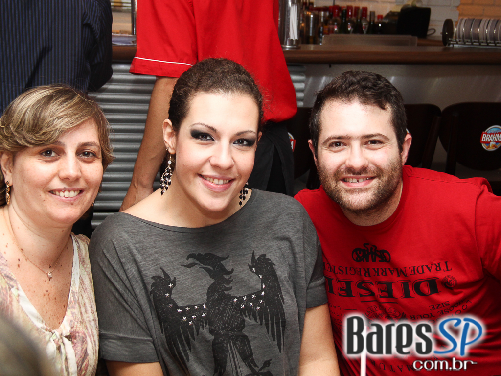 Happy Hour de sexta animado em Moema no Quiosque Chopp Brahma Happy Hour de sexta animado em Moema no Quiosque Chopp Brahma