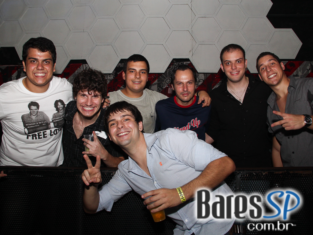 Dupla Kickstarts se apresentou na Clash Club no sábado Dupla Kickstarts se apresentou na Clash Club no sábado