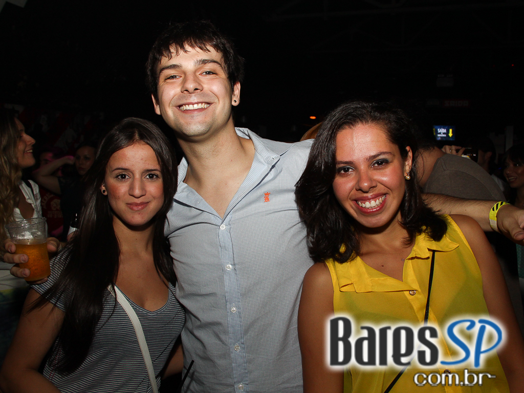 Dupla Kickstarts se apresentou na Clash Club no sábado Dupla Kickstarts se apresentou na Clash Club no sábado