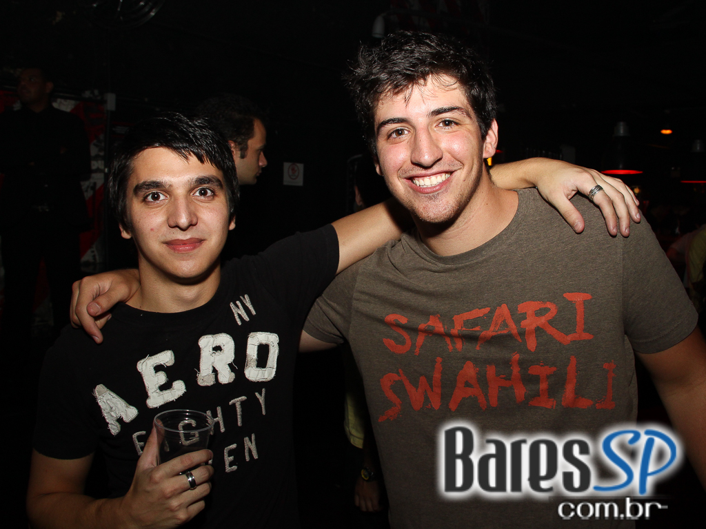 Dupla Kickstarts se apresentou na Clash Club no sábado Dupla Kickstarts se apresentou na Clash Club no sábado