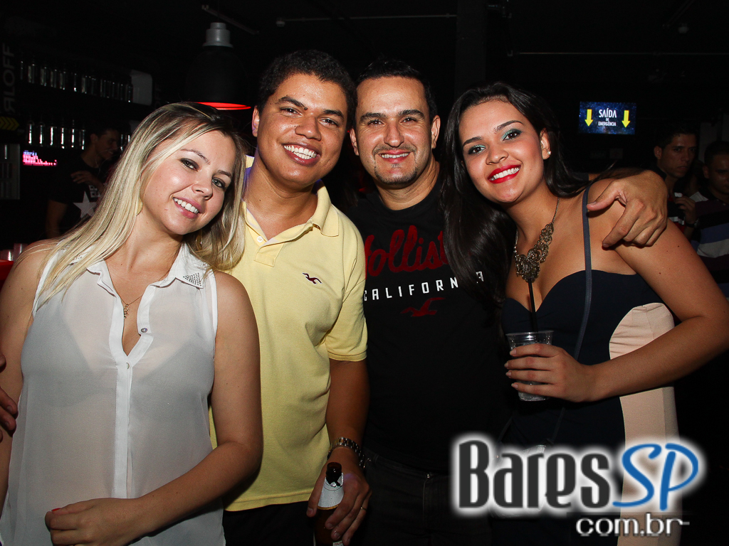 Dupla Kickstarts se apresentou na Clash Club no sábado Dupla Kickstarts se apresentou na Clash Club no sábado