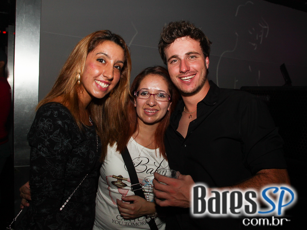 Dupla Kickstarts se apresentou na Clash Club no sábado Dupla Kickstarts se apresentou na Clash Club no sábado