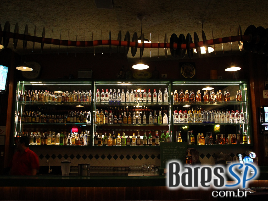 Quinta-feira teve promoção de balde de cerveja no Bar Zé Bonito Quinta-feira teve promoção de balde de cerveja no Bar Zé Bonito