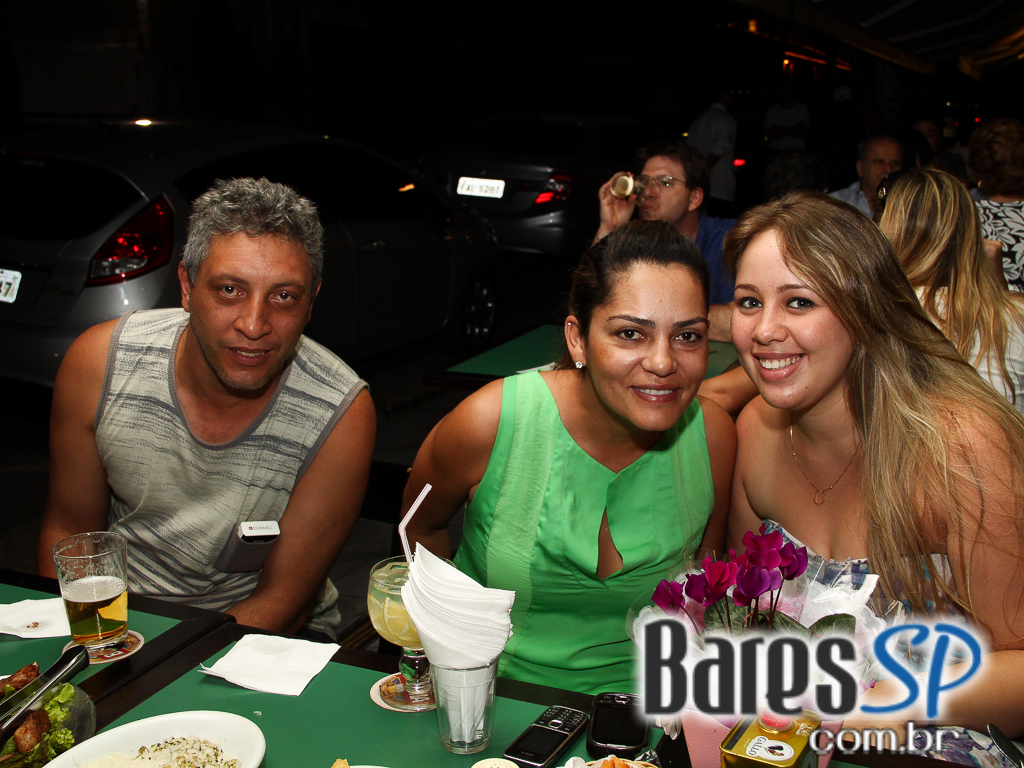 Domingo foi animado no Bar do Juarez de Moema Domingo foi animado no Bar do Juarez de Moema