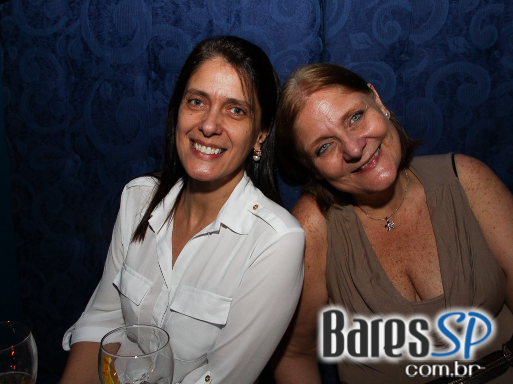 Blue Velvet realizou festa Blue Edition com Beer Bong e DJs convidados Blue Velvet realizou festa Blue Edition com Beer Bong e DJs convidados