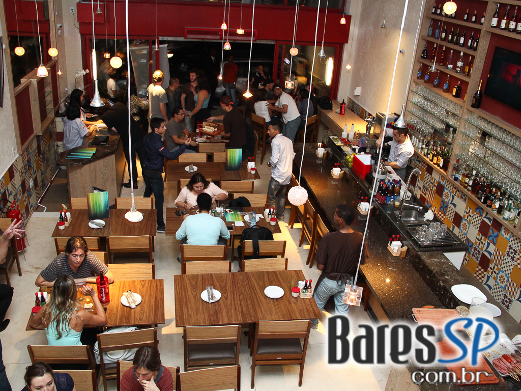 Vila Madalena ganhou filial do bar Tirreno's Grill nesta quinta-feira Vila Madalena ganhou filial do bar Tirreno's Grill nesta quinta-feira