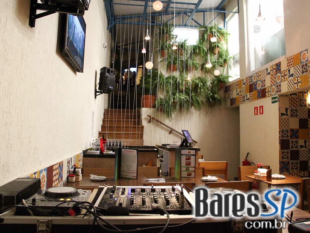 Vila Madalena ganhou filial do bar Tirreno's Grill nesta quinta-feira Vila Madalena ganhou filial do bar Tirreno's Grill nesta quinta-feira