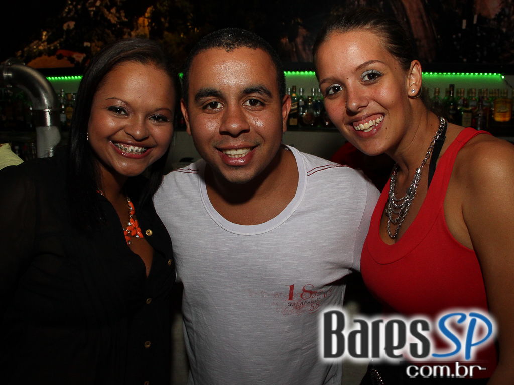 Boteco Vila Rica ofereceu ambiente descontraído no estilo do Rio Boteco Vila Rica ofereceu ambiente descontraído no estilo do Rio