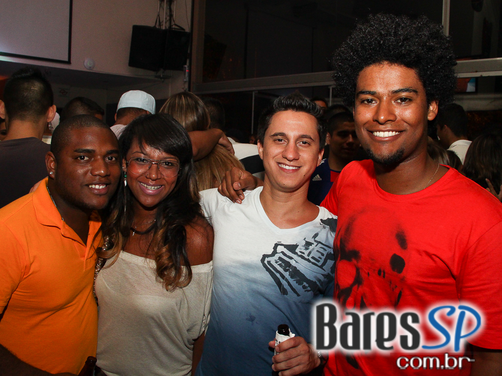 Boteco Vila Rica ofereceu ambiente descontraído no estilo do Rio Boteco Vila Rica ofereceu ambiente descontraído no estilo do Rio