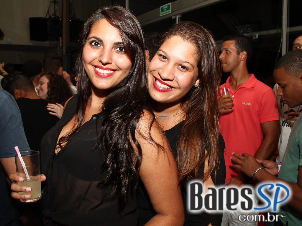 Boteco Vila Rica ofereceu ambiente descontraído no estilo do Rio Boteco Vila Rica ofereceu ambiente descontraído no estilo do Rio