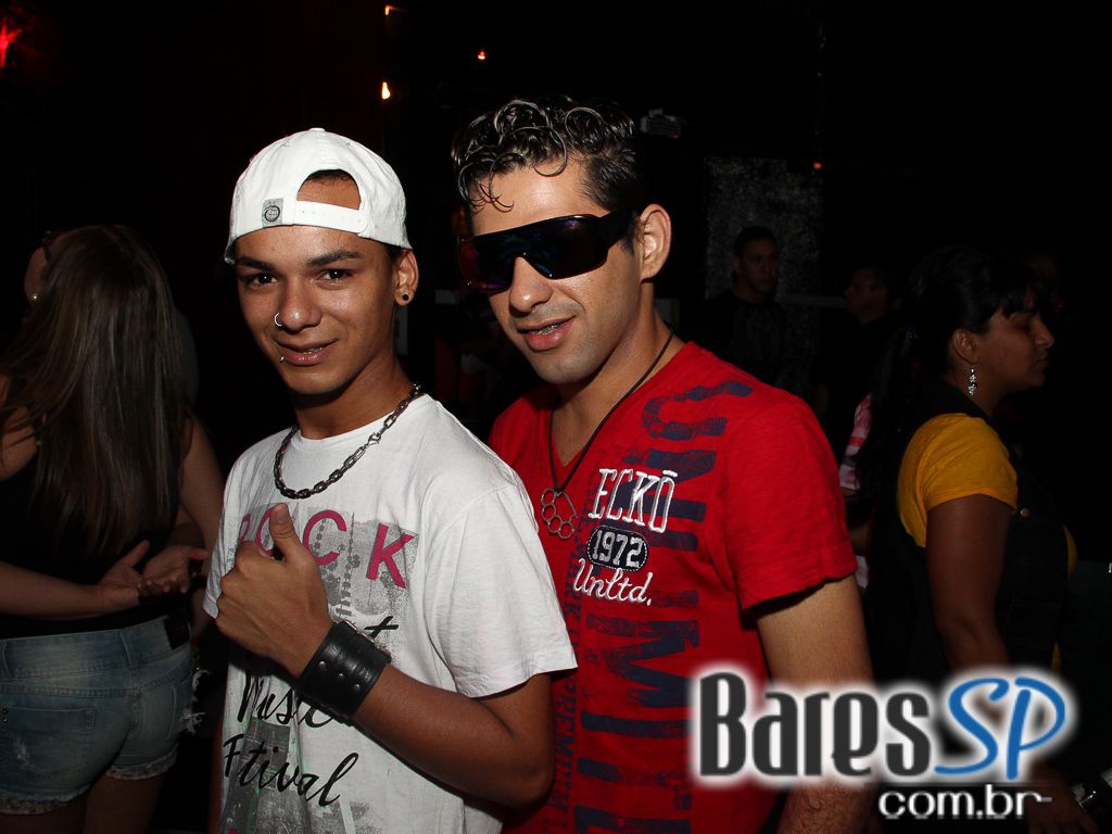 The L Club apresentou Thammas Crystal na sexta-feira The L Club apresentou Thammas Crystal na sexta-feira