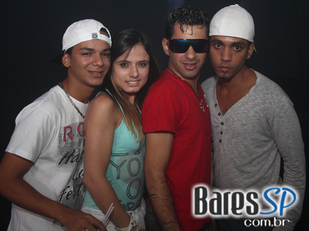 The L Club apresentou Thammas Crystal na sexta-feira The L Club apresentou Thammas Crystal na sexta-feira