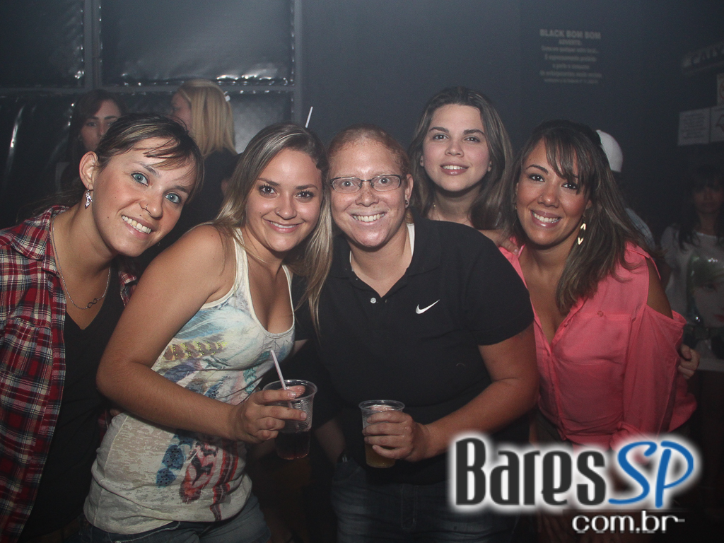 The L Club apresentou Thammas Crystal na sexta-feira The L Club apresentou Thammas Crystal na sexta-feira