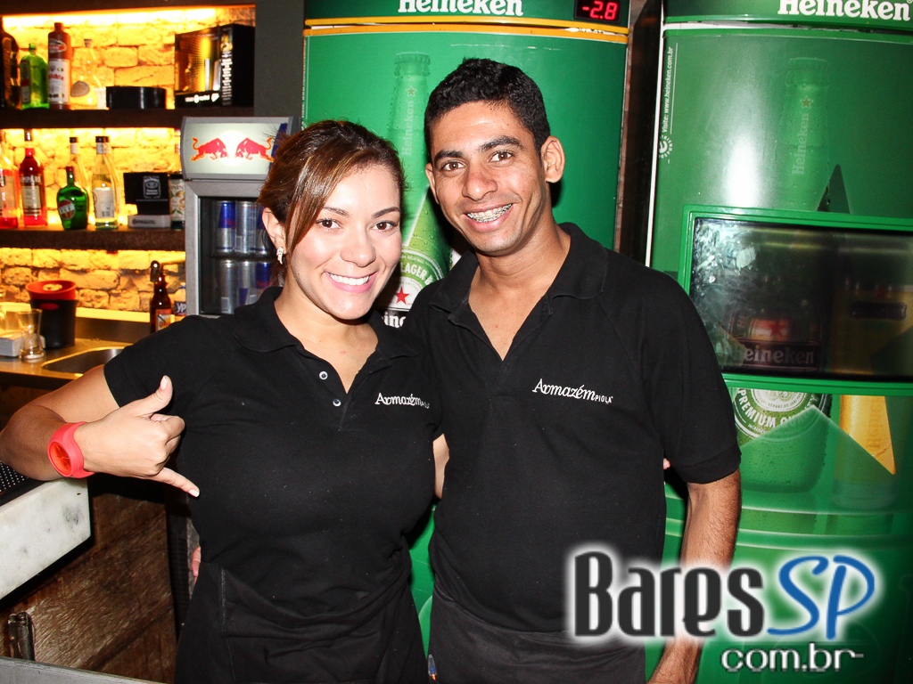 Armazém Piola ofereceu típica comida de boteco e drinques adocicados para o happy hour Armazém Piola ofereceu típica comida de boteco e drinques adocicados para o happy hour