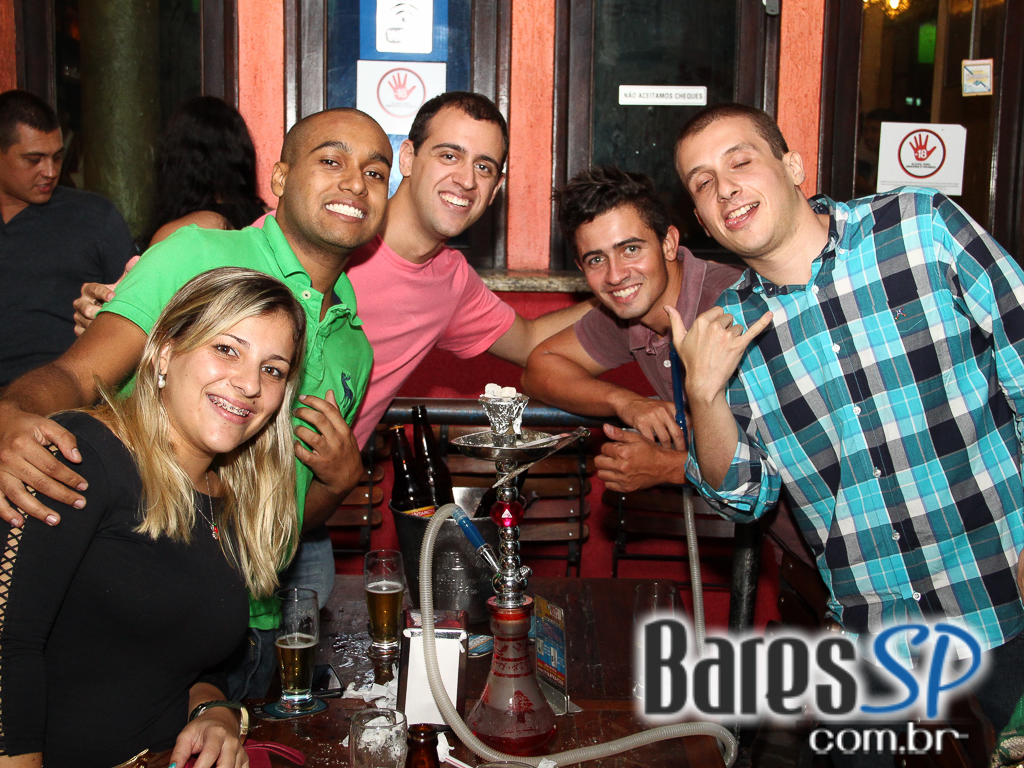 Dunas Bar ofereceu culinária árabe apresentando danças típicas aos clientes Dunas Bar ofereceu culinária árabe apresentando danças típicas aos clientes