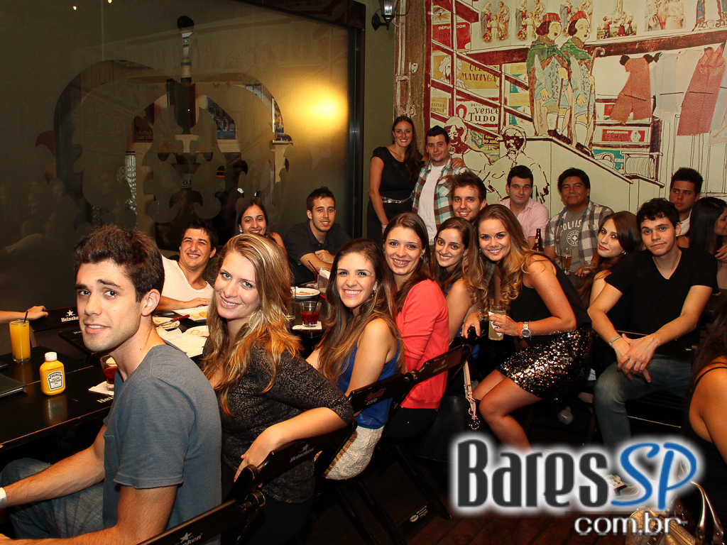 Cervejaria Patriarca Tatuapé ofereceu lounge eletrônico além de coquetéis Cervejaria Patriarca Tatuapé ofereceu lounge eletrônico além de coquetéis