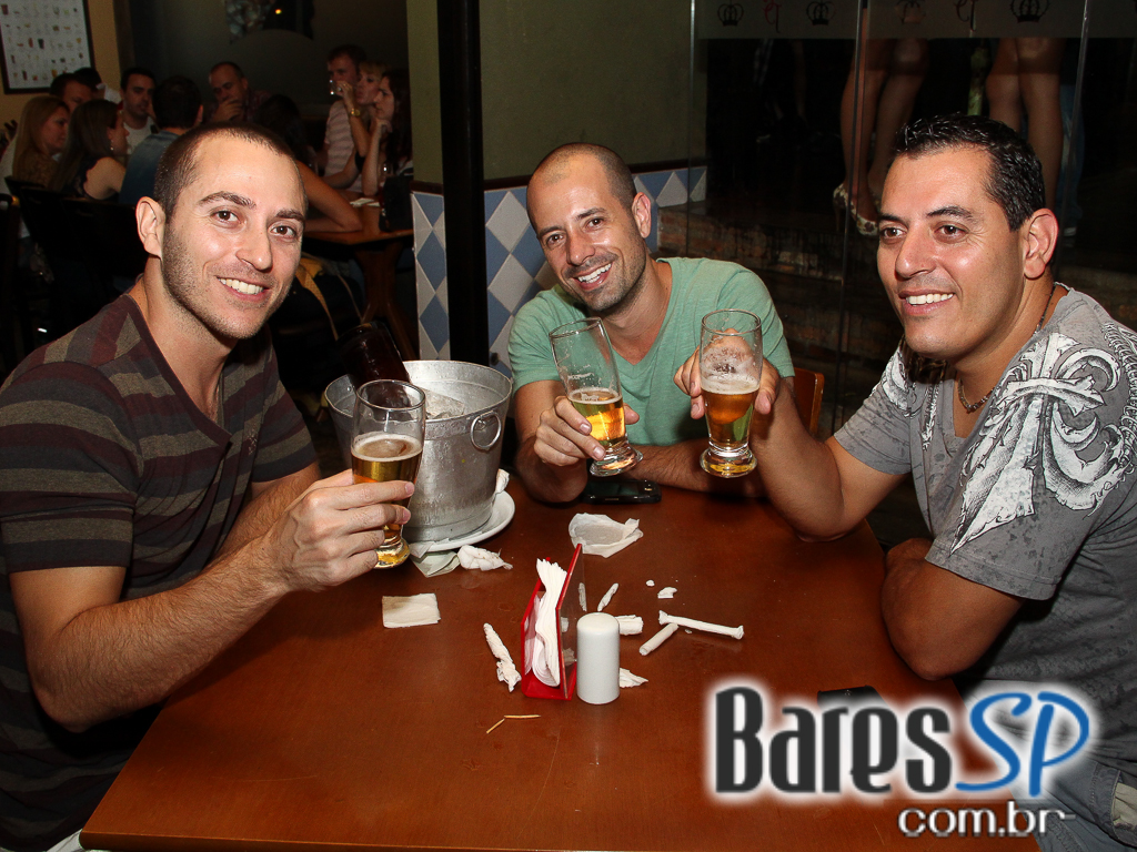Cervejaria Patriarca Tatuapé ofereceu lounge eletrônico além de coquetéis Cervejaria Patriarca Tatuapé ofereceu lounge eletrônico além de coquetéis
