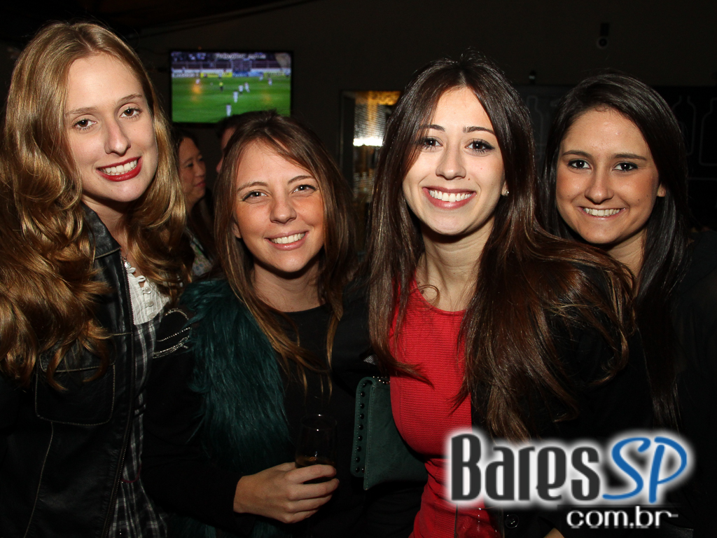 Blá Bar recebeu o DJ Carlos LaTorre na noite de quarta Blá Bar recebeu o DJ Carlos LaTorre na noite de quarta