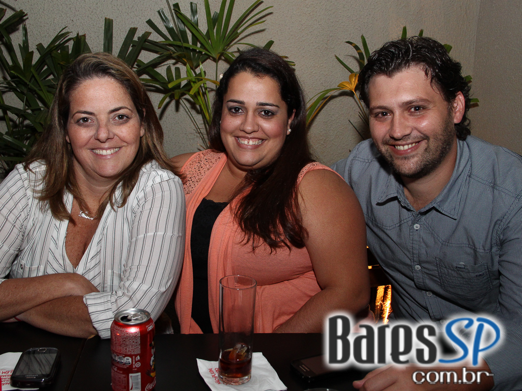 Blá Bar recebeu o DJ Carlos LaTorre na noite de quarta Blá Bar recebeu o DJ Carlos LaTorre na noite de quarta