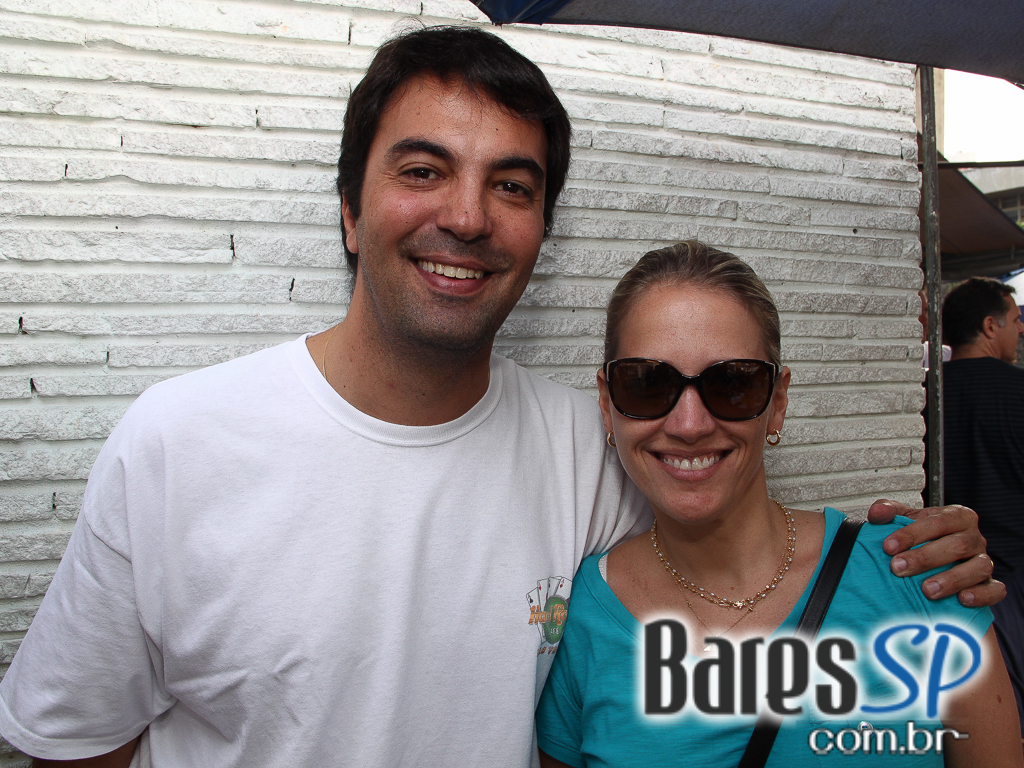 No sábado teve Feijoada no Veloso Bar, na Vila Mariana, com muitas opções em Caipirinha No sábado teve Feijoada no Veloso Bar, na Vila Mariana, com muitas opções em Caipirinha