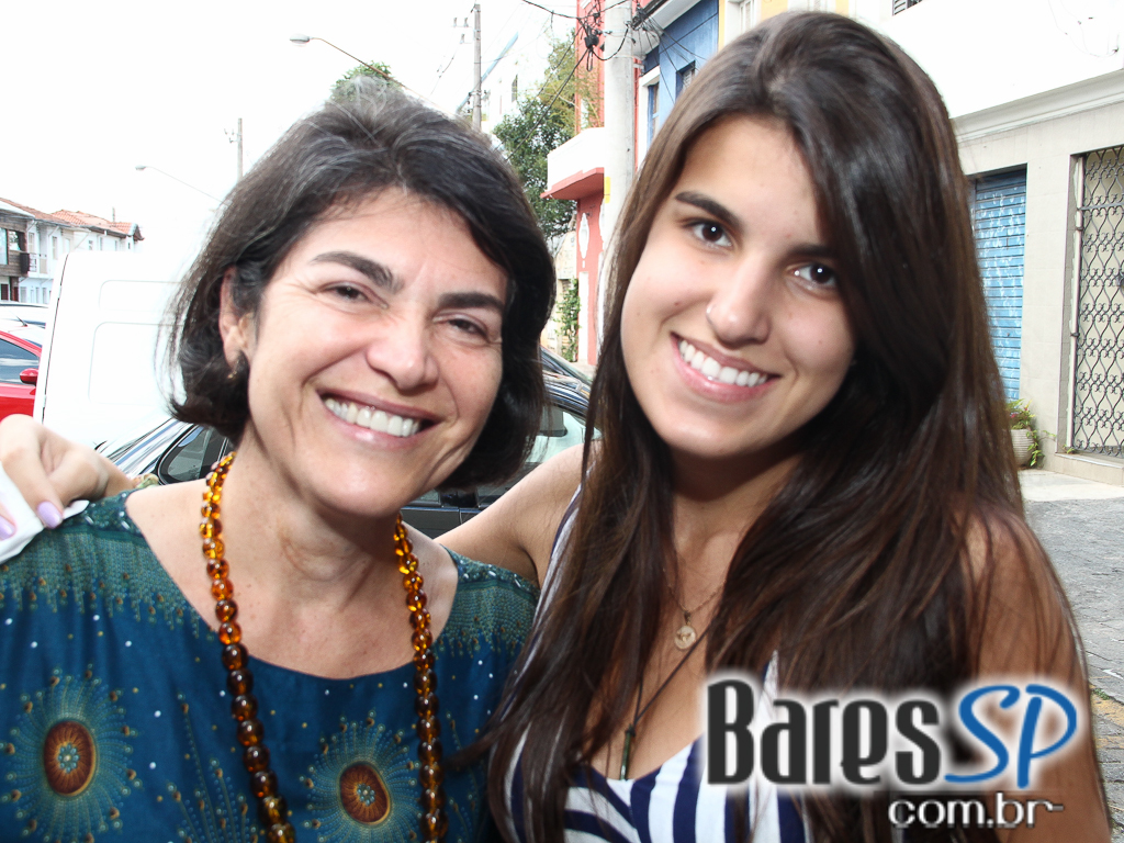 No sábado teve Feijoada no Veloso Bar, na Vila Mariana, com muitas opções em Caipirinha No sábado teve Feijoada no Veloso Bar, na Vila Mariana, com muitas opções em Caipirinha