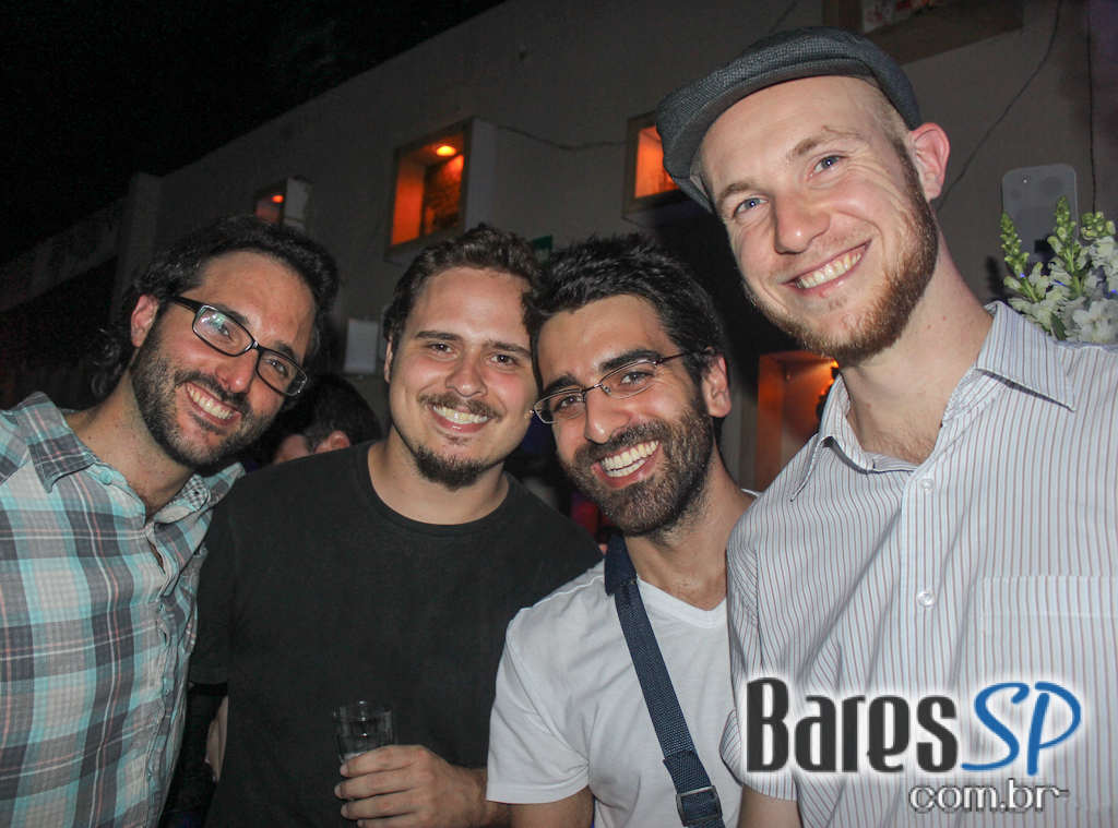 Festa Pilantragi completou 8 meses de celebração no Bar Bebo Sim Festa Pilantragi completou 8 meses de celebração no Bar Bebo Sim