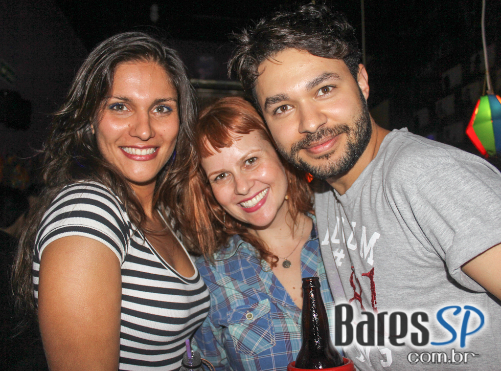 Festa Pilantragi completou 8 meses de celebração no Bar Bebo Sim Festa Pilantragi completou 8 meses de celebração no Bar Bebo Sim