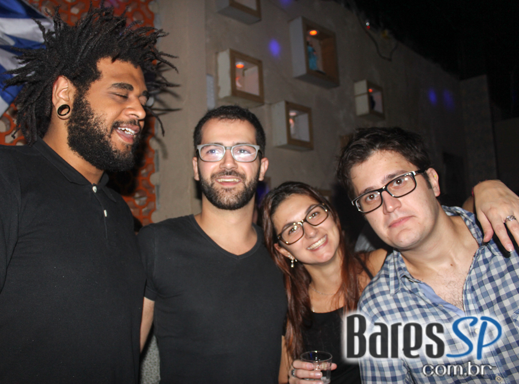 Festa Pilantragi completou 8 meses de celebração no Bar Bebo Sim Festa Pilantragi completou 8 meses de celebração no Bar Bebo Sim