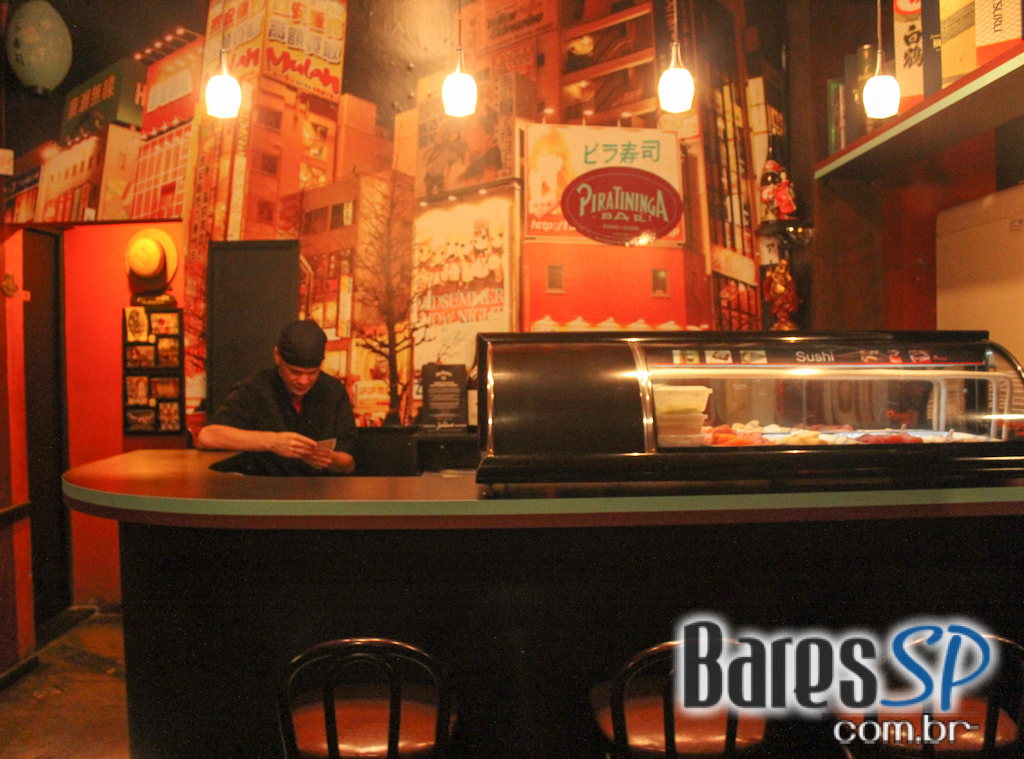 Wagner Andrade se apresentou no palco do Piratininga Bar Wagner Andrade se apresentou no palco do Piratininga Bar