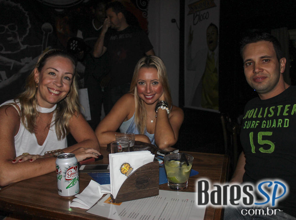 Sagrado bar animou o domingo com o projeto Sagrado Samba Sagrado bar animou o domingo com o projeto Sagrado Samba
