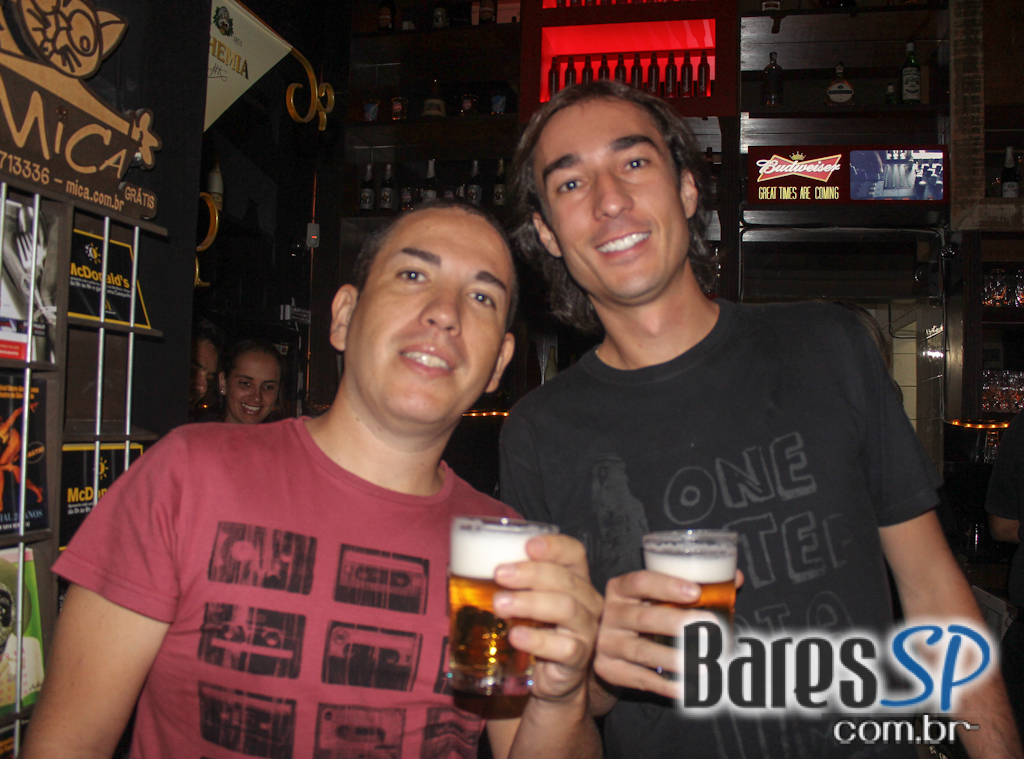 Sagrado bar animou o domingo com o projeto Sagrado Samba Sagrado bar animou o domingo com o projeto Sagrado Samba