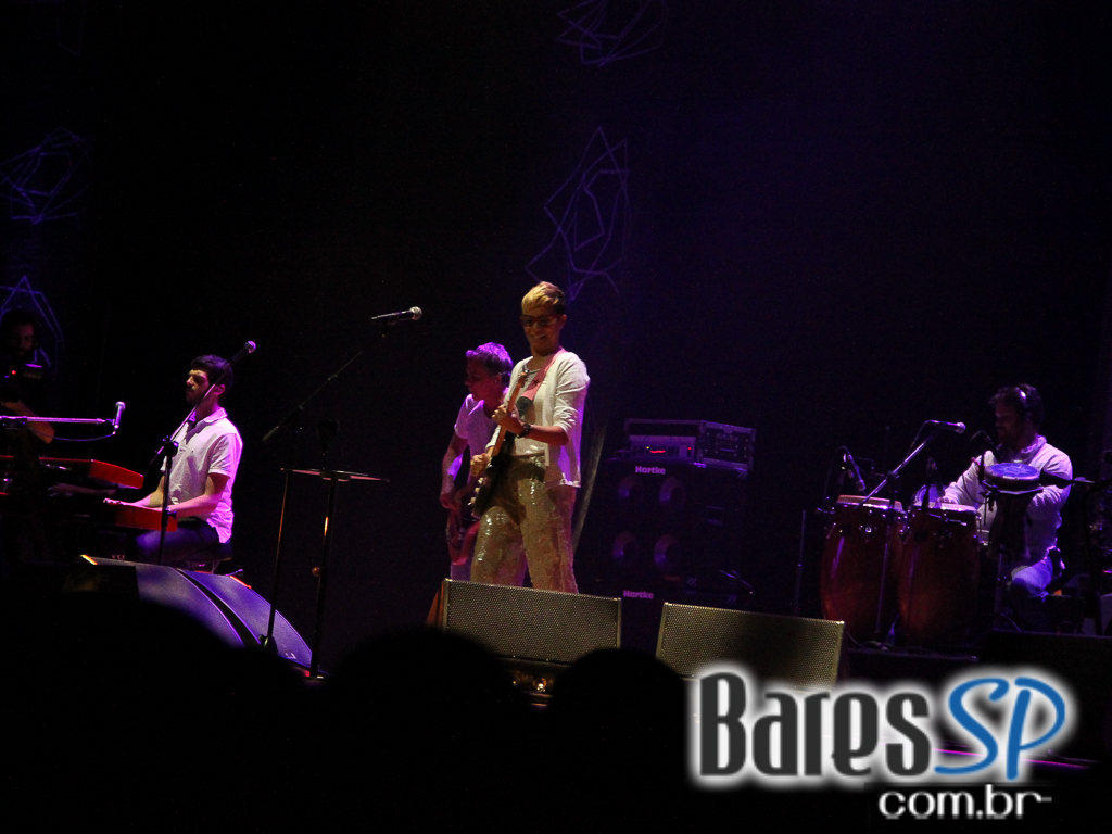 Maria Gadu se apresentou no palco do Credicard Hall no sábado Maria Gadu se apresentou no palco do Credicard Hall no sábado