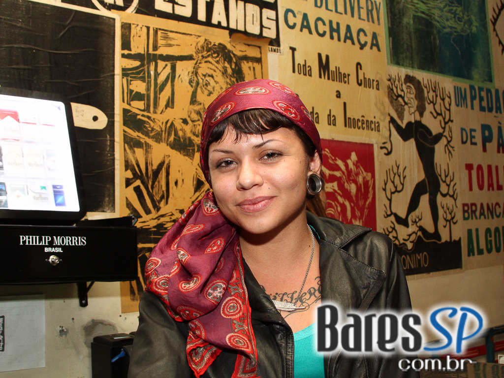 Sexta-Feira teve Happy Hour no bar Exquisito, na Bela Cintra, em clima latino americano Sexta-Feira teve Happy Hour no bar Exquisito, na Bela Cintra, em clima latino americano