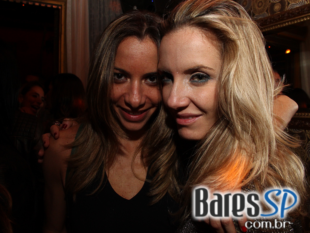 Casa 92 comemorou 3 anos de existência com atrações surpresa e DJs especiais Casa 92 comemorou 3 anos de existência com atrações surpresa e DJs especiais