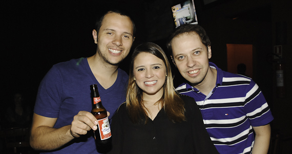 Flashback ao vivo e DJs convidados no sábado do Buena Vista