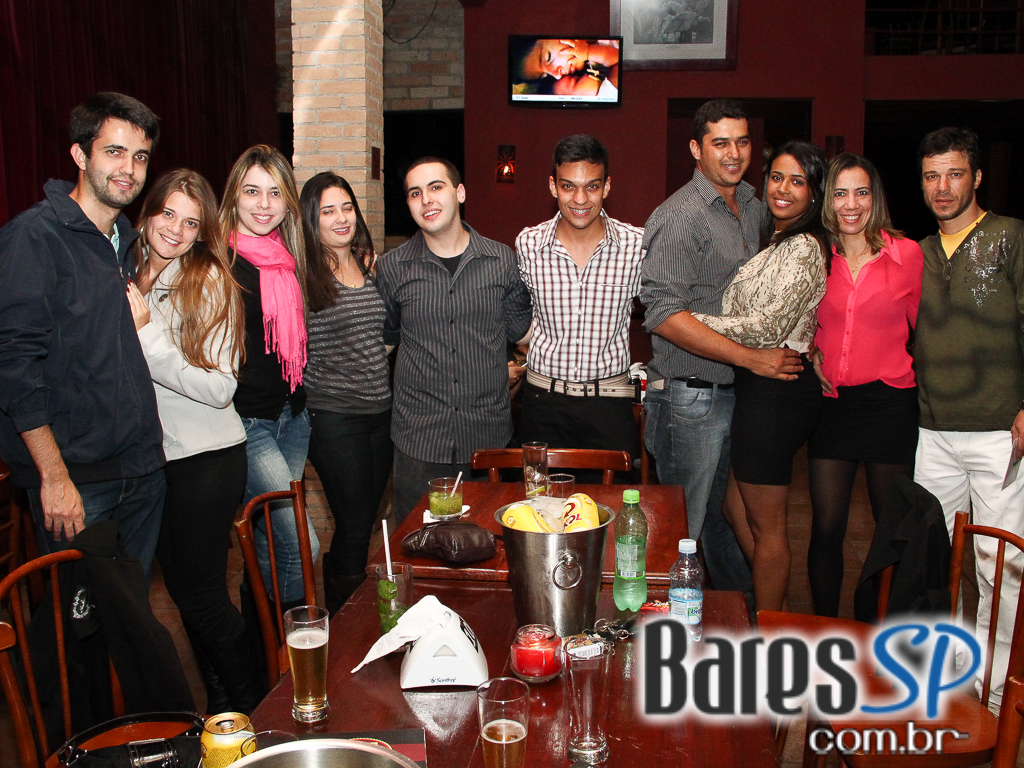 Noite de Ritmos Latinos e DJs convidados no Buena Vista Noite de Ritmos Latinos e DJs convidados no Buena Vista