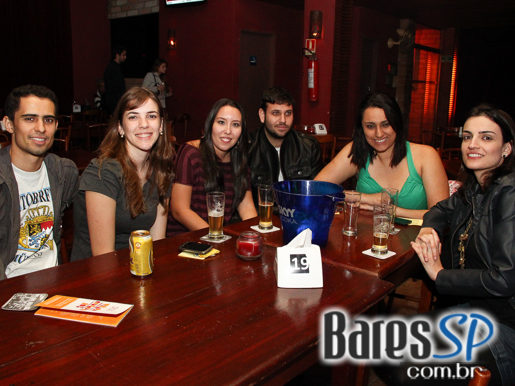 Noite de Ritmos Latinos e DJs convidados no Buena Vista Noite de Ritmos Latinos e DJs convidados no Buena Vista