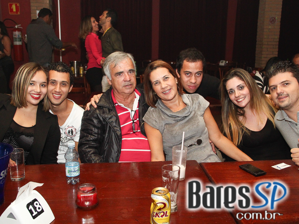 Noite de Ritmos Latinos e DJs convidados no Buena Vista Noite de Ritmos Latinos e DJs convidados no Buena Vista