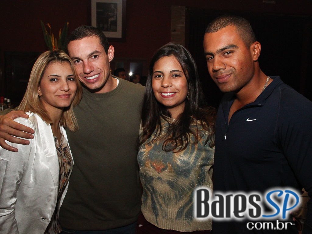 Noite de Ritmos Latinos e DJs convidados no Buena Vista Noite de Ritmos Latinos e DJs convidados no Buena Vista