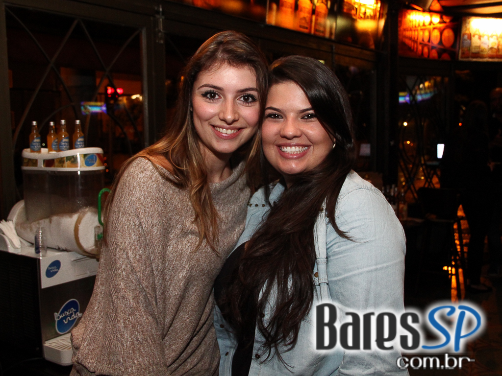 Futebol, cerveja gelada e música ao vivo no Boteco Ferraz Futebol, cerveja gelada e música ao vivo no Boteco Ferraz