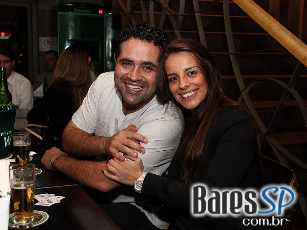 Futebol, cerveja gelada e música ao vivo no Boteco Ferraz Futebol, cerveja gelada e música ao vivo no Boteco Ferraz