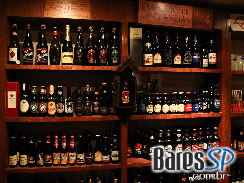 Melograno proporciona um cardápio com mais de 150 cervejas nacionais e importadas