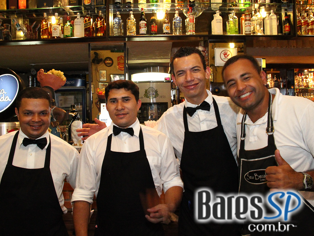 Sexta-feira animada no Seu Beraldo com cerveja gelada e música ao vivo Sexta-feira animada no Seu Beraldo com cerveja gelada e música ao vivo