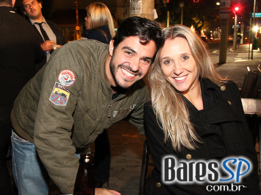 Sexta-feira animada no Seu Beraldo com cerveja gelada e música ao vivo Sexta-feira animada no Seu Beraldo com cerveja gelada e música ao vivo