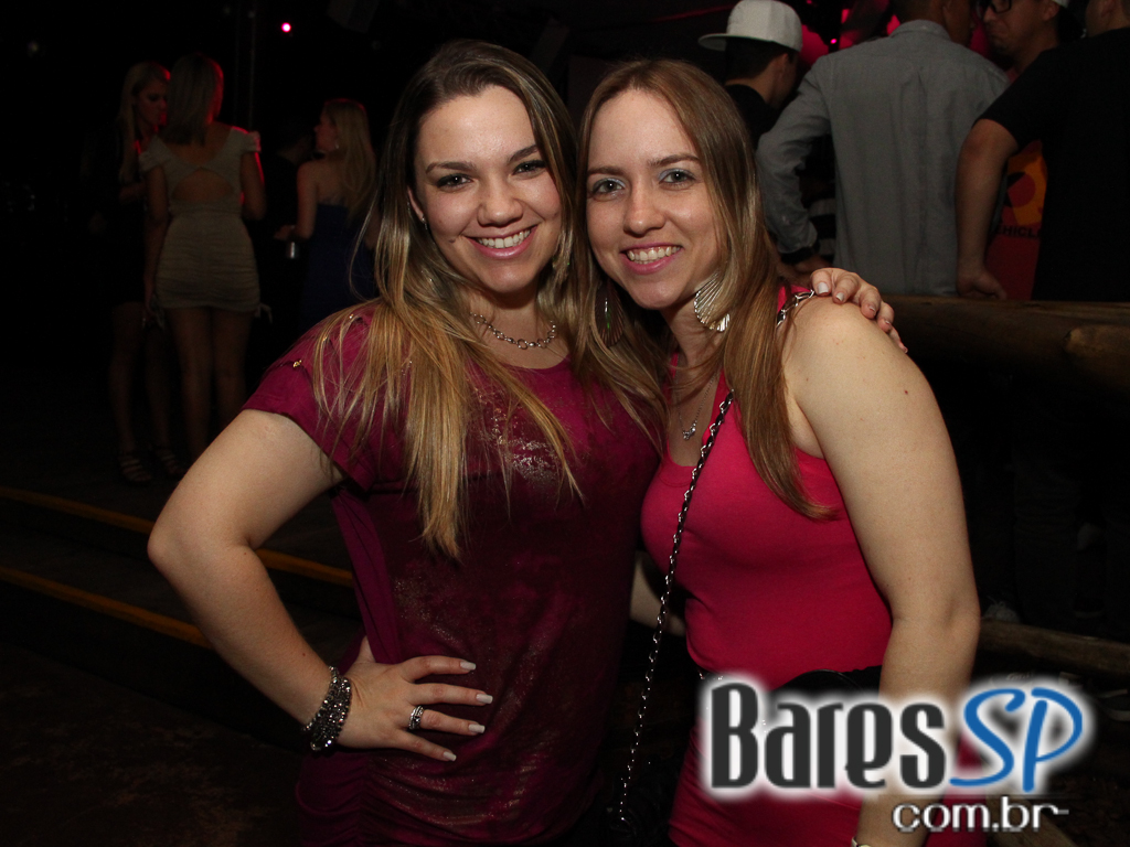 Cantor Rodriguinho se apresentou na sexta-feira no Santa Aldeia Cantor Rodriguinho se apresentou na sexta-feira no Santa Aldeia