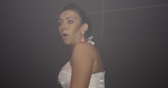 Ex-BBB Angélica Morango comandou as pick ups na última sexta-feira na The L Club