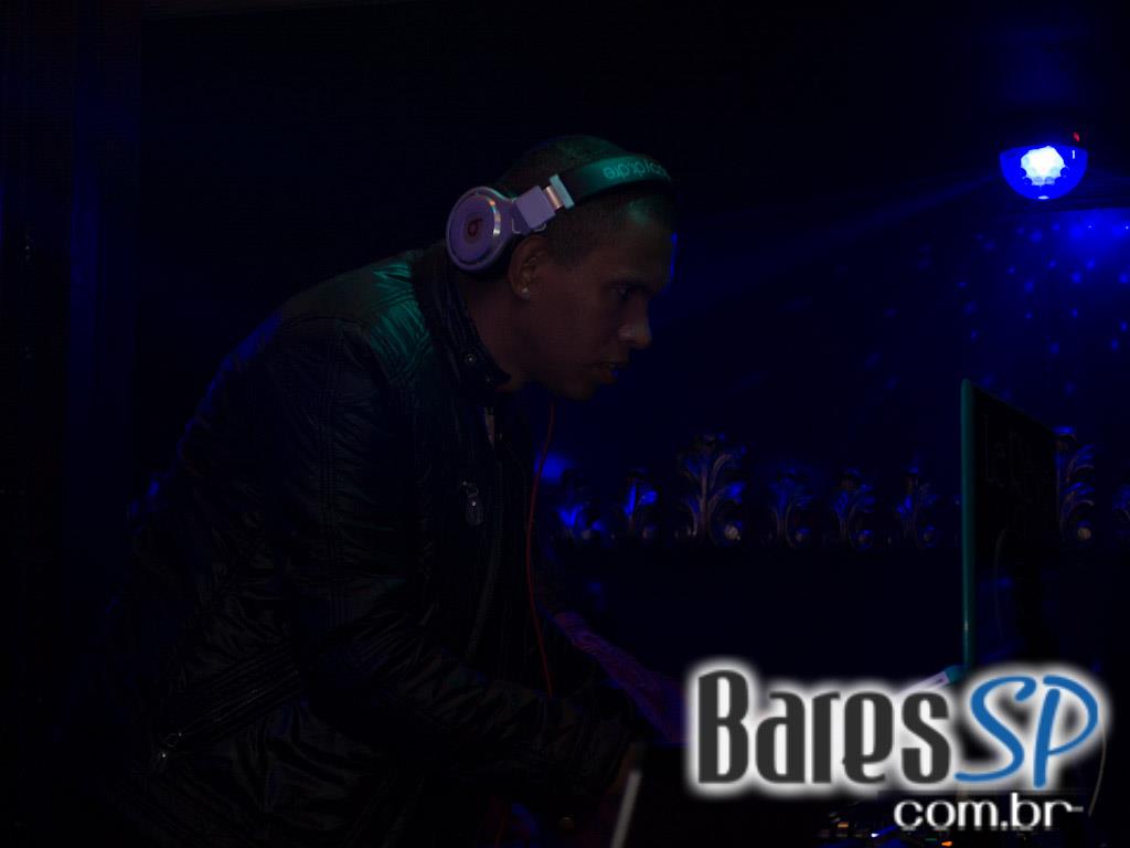 Le Rêve Club agitou a noite com house music dos anos 90 até atuais Le Rêve Club agitou a noite com house music dos anos 90 até atuais