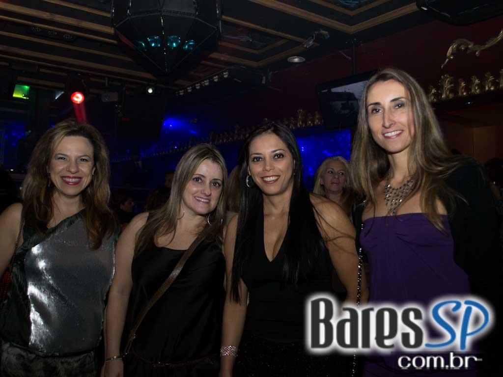 Le Rêve Club agitou a noite com house music dos anos 90 até atuais Le Rêve Club agitou a noite com house music dos anos 90 até atuais